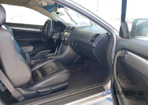 2004 Honda Accord 2.4 Ex from USA, damaged, VIN 1HGCM72604A003543